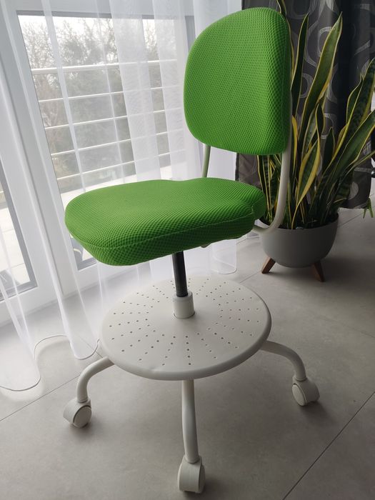 Krzesło Vimund Ikea obrotowe z regulacją zielone