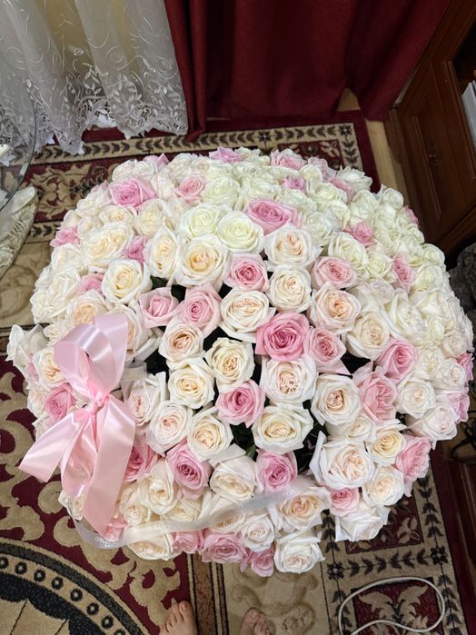 Великі букети троянд