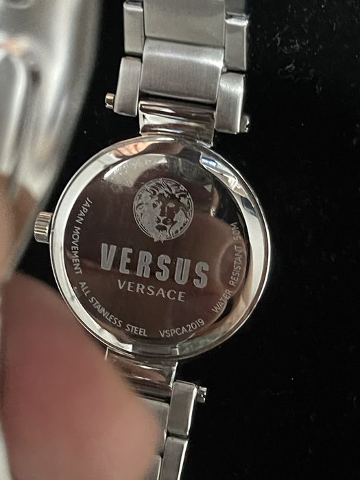 Годинник Versace