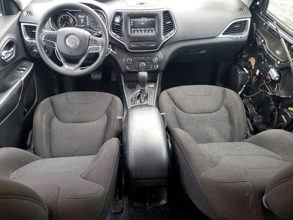 JEEP Cherokee LATITUDE 2019