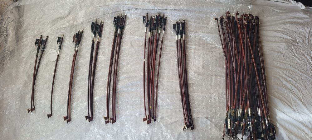 Смички для скрипки різних розмірів до 3/4