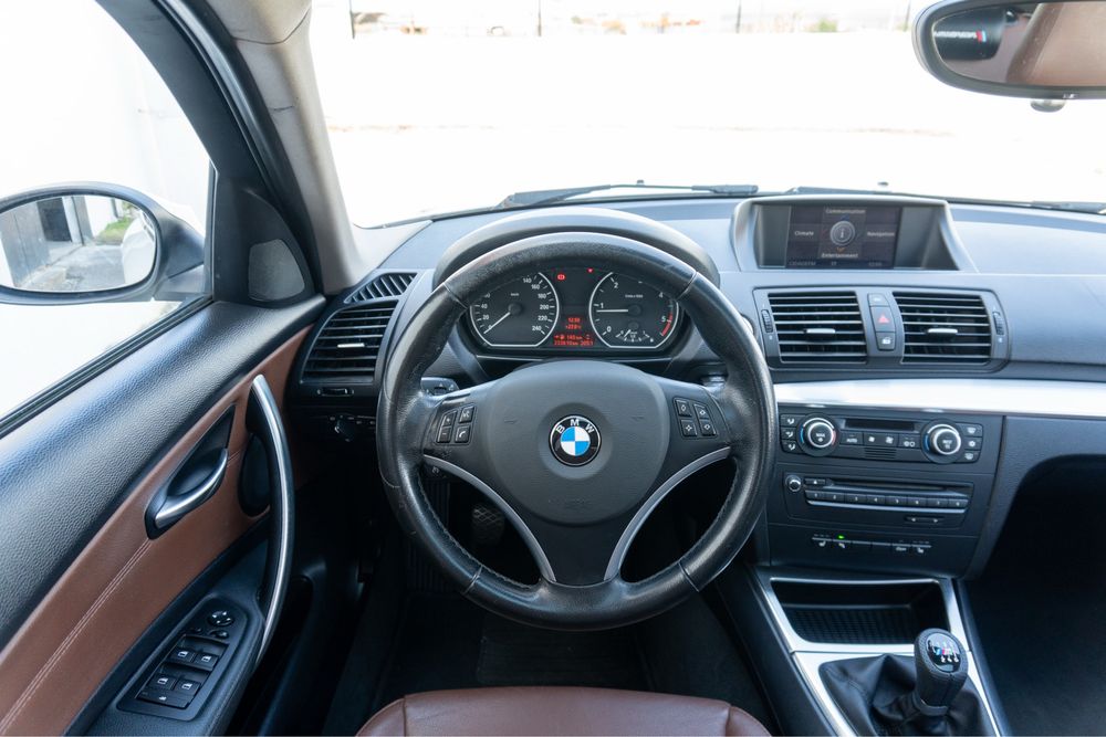 BMW 118 — fotografia 9