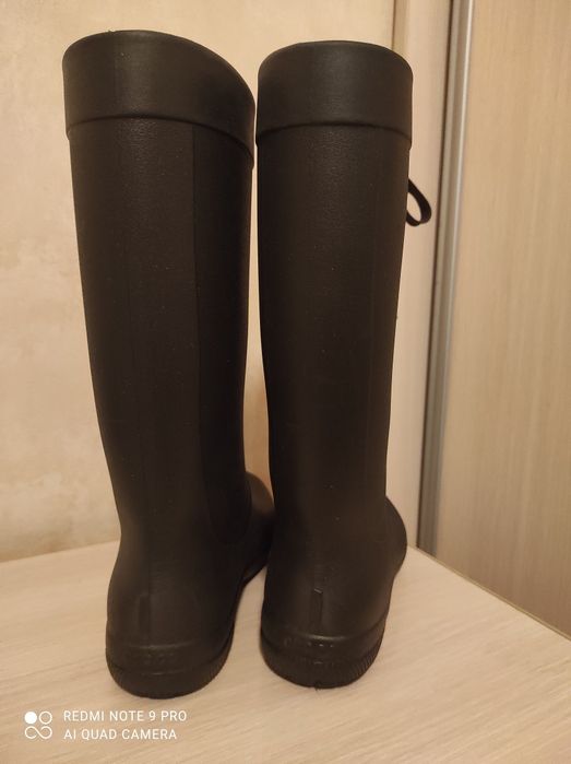 Crocs резинові сапожки W6 36 р. (23,5см) в гарному стані