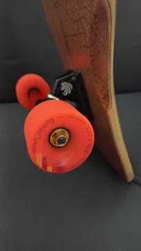 Longboard Dancing Skate LOADED Tarab II 47″ NOVO a estrear