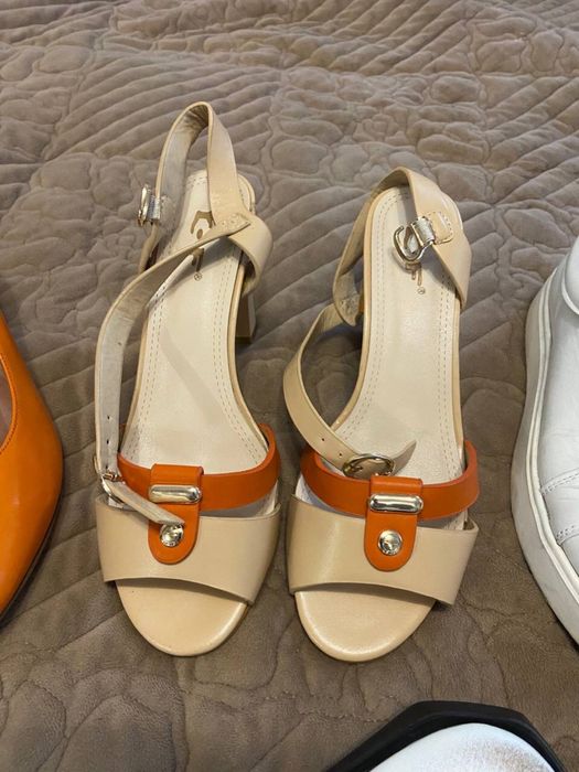 Ціна за чотири пари взуття!!! Рр 39, туфлі, босоніжки, шльопанці