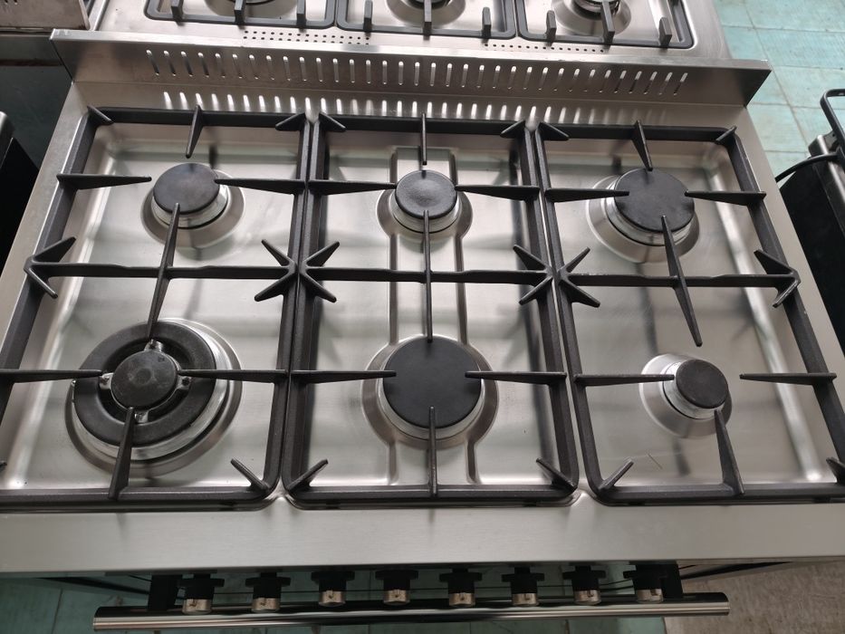Професійна газова плита на 6 камфорок
