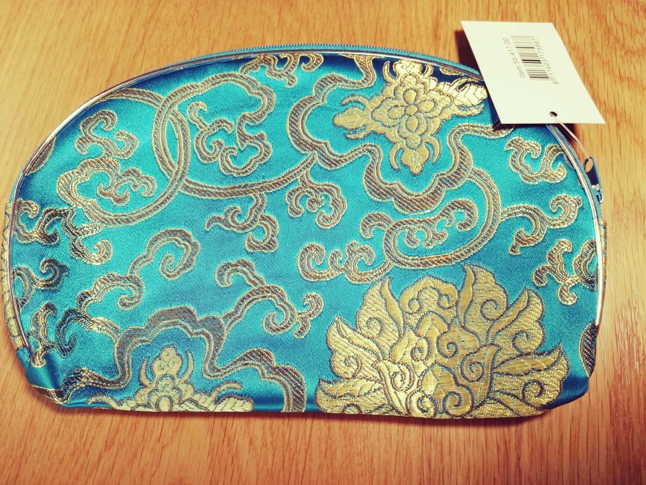 kosmetyczka Casuelle w morskim kolorze