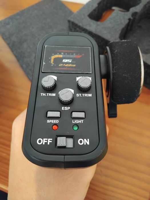 Carro telecomandado de drift