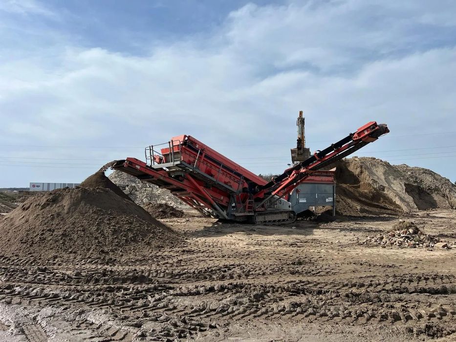 Sandvik QA331  Przesiewacz SANDVIK QA331