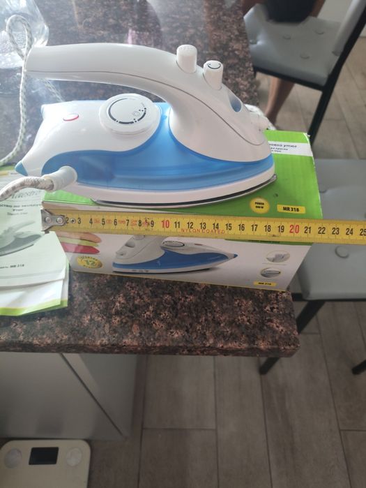 Утюг дорожный Maestro MR318