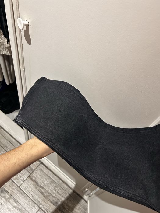 Calça de ganga escura