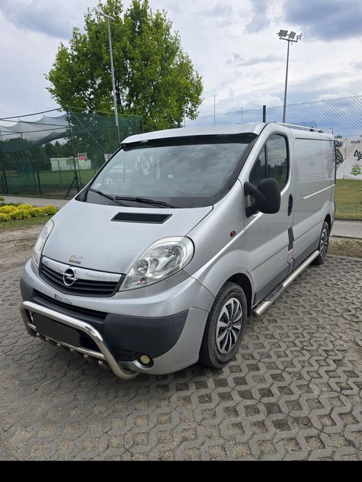 Wynajem Busa. OPEL VIVARO 2.0 DIESEL
Szukasz solidnego busa do pracy,