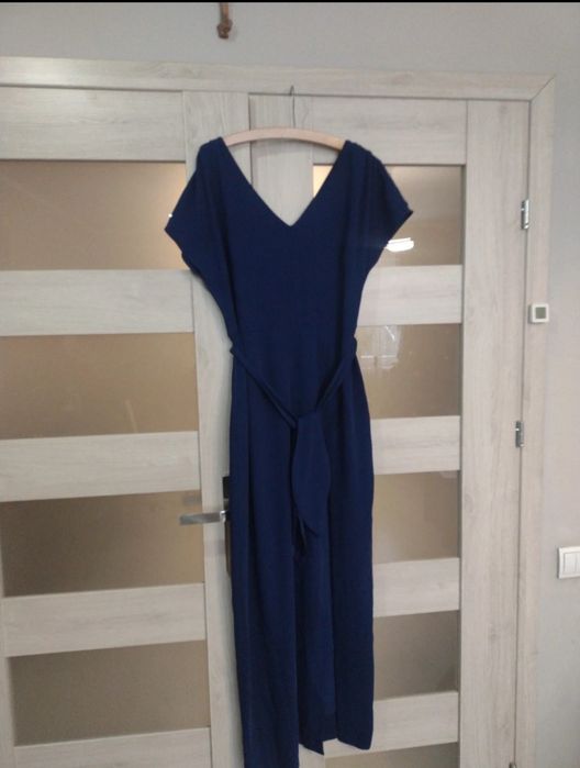 Piękna sukienka Vissavi