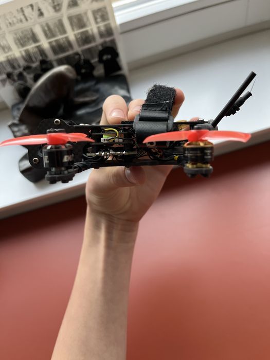 Dron fpv 3 cale (3s,bez ELRS)