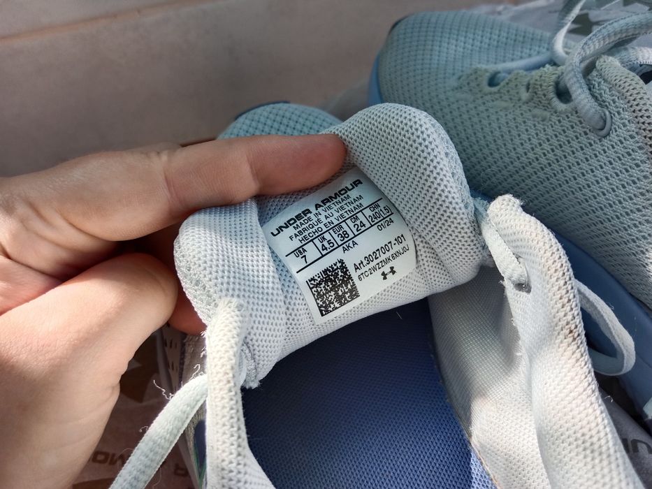 Кросівки Under Armour