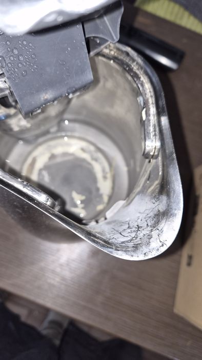 Продам чайник braun