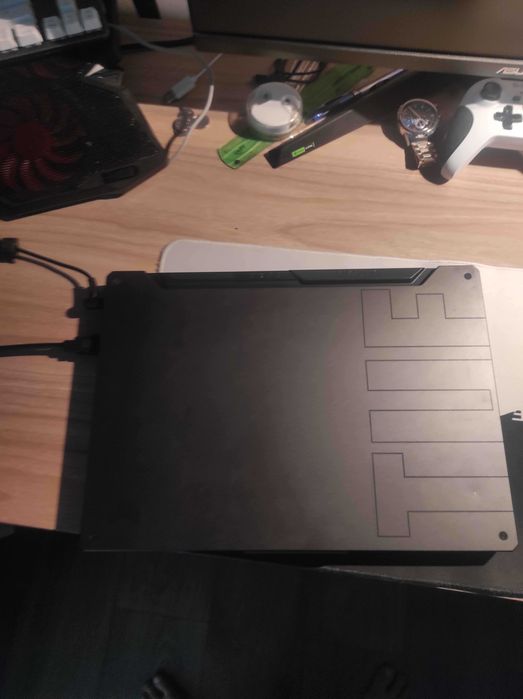 ASUS TUF Gaming F15 FX506HC •i5-11400H •RTX 3050 •8GB RAM •FHD 144Hz