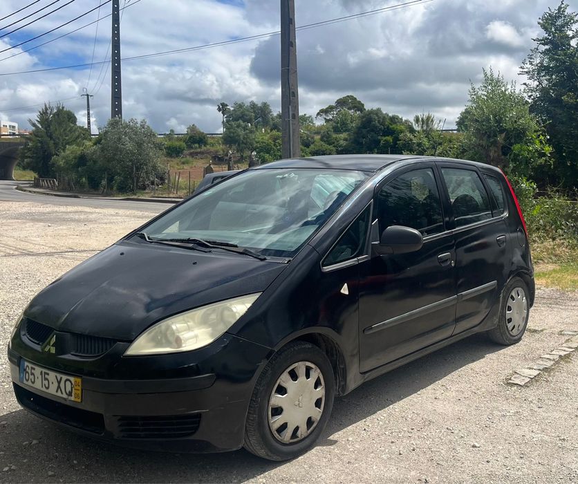 Mitsubishi Colt 2004 gasolina