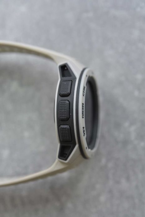 Garmin instinct 810g gps компас