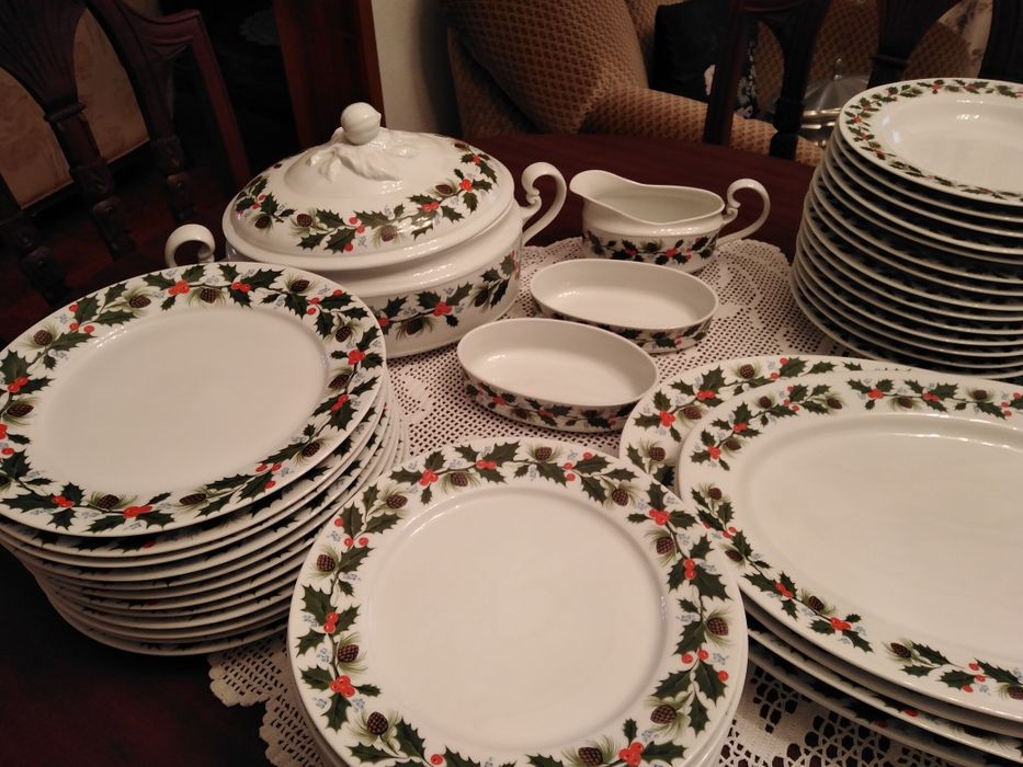 Serviço de Porcelana Spal com Motivos de Natal