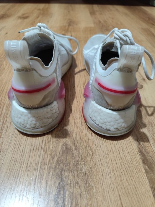 Buty sportowe ADIDAS NMD V3 r.44