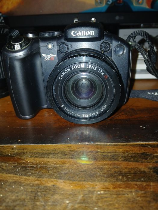 Câmera Canon Power Short
