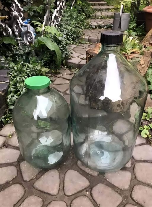 Бутель 10 і 20л.