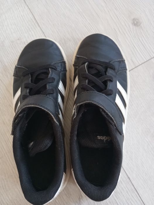 Дитячі кросівки adidas