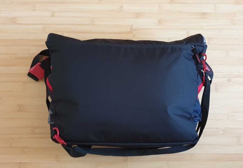 Oryginalna torba na ramię Eastpack, pojemna,Nowa