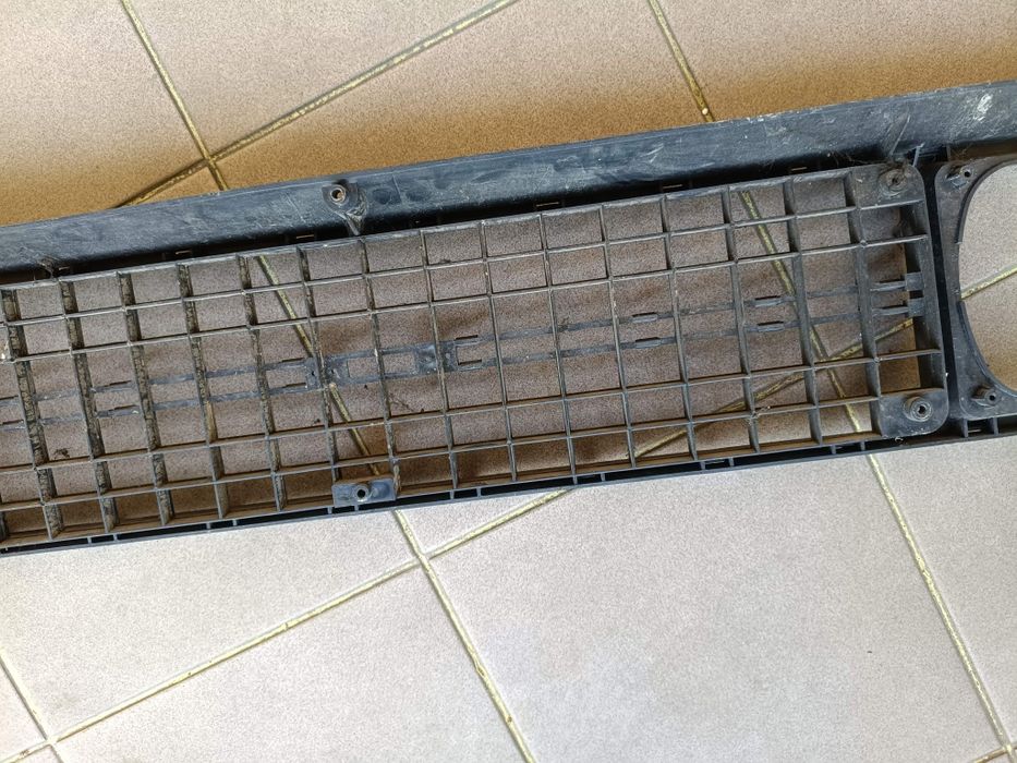 Żuk  grill samochodowy osłona plastikowy pas przedni