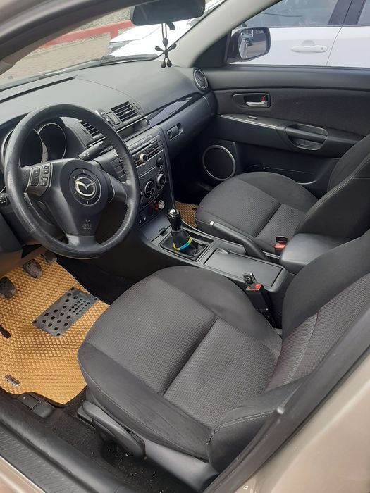 Продам авто Mazda 3