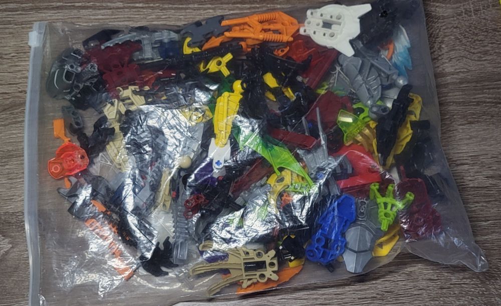 Lego Лот деталей Bionicle