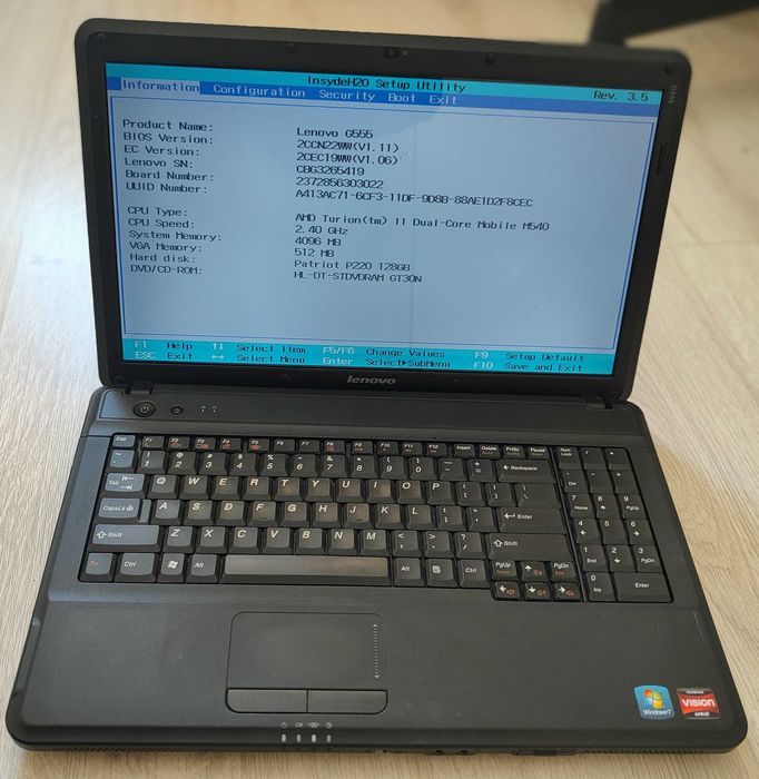 laptop lenovo g555
