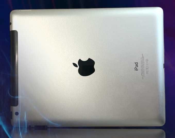 Apple iPad 4 A1460 Cellular 1GB 16GB White