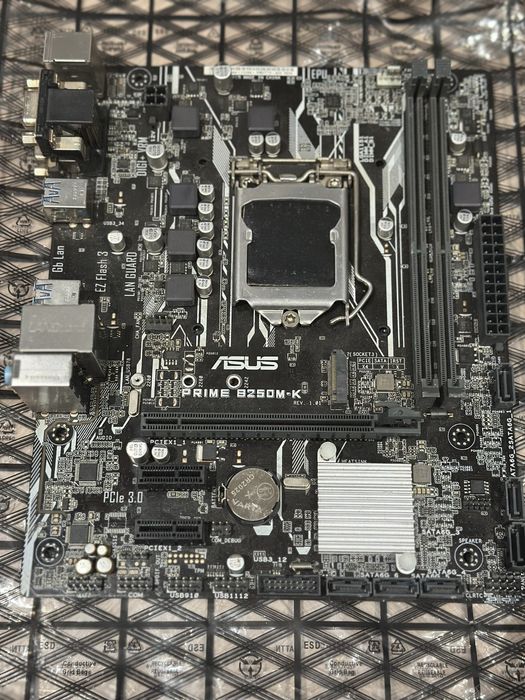 動作未確認 等しく ASUS ProArt B650-Creator マザーボード
