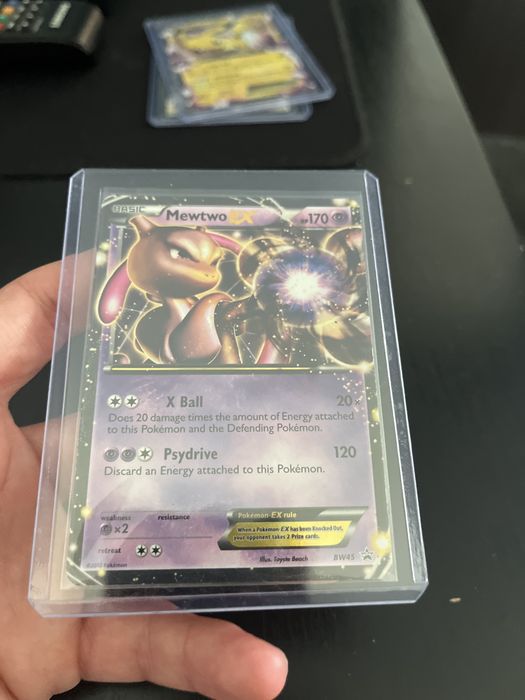 Mewtwo EX - BW45 (Promo)
