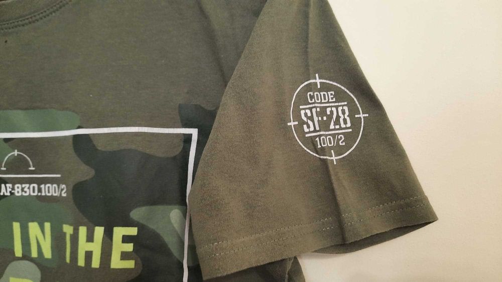 T-Shirt, koszulka, tee – Lost In The Urban Jungle, motyw moro