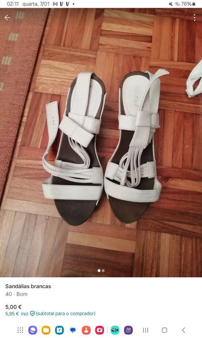 Sandálias brancas