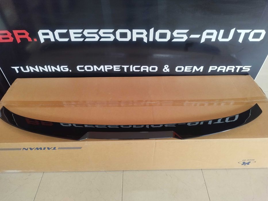 Aileron/Spoiler BMW F32/F33/F36/F30/E90/92/F10/E60 Look M4 Preto Piano