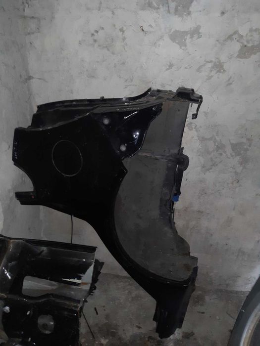 Крило четверть задня ліва Mitsubishi Colt 2004-2008