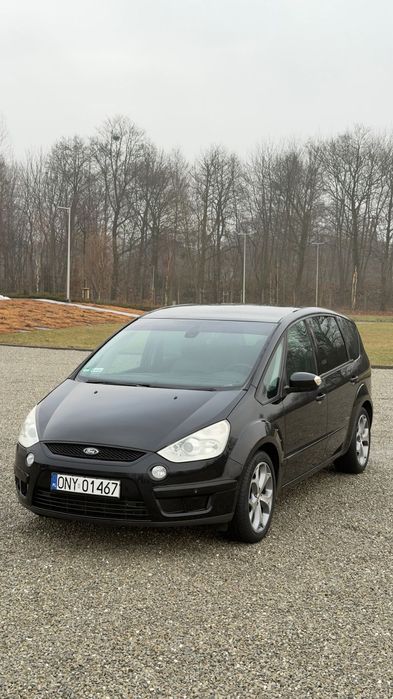 Ford S-Max 2.0 TDCi 6 biegów bez rdzy szklany dach zadbany felgi 18 cali
