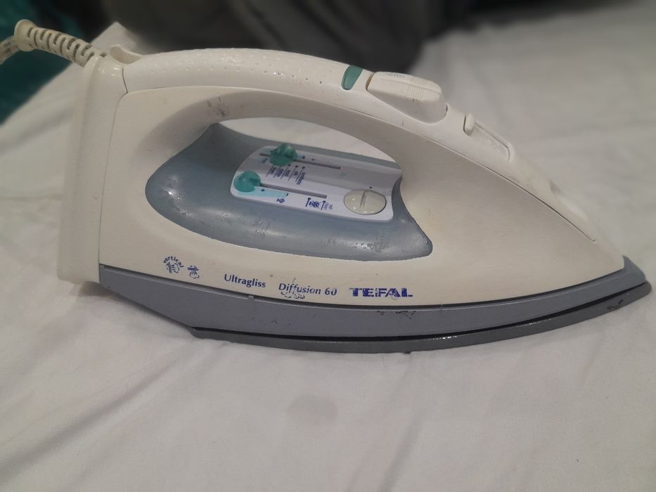 Утюг Tefal фирменнвй оригинальный утюг Тефаль для глажки белья штор