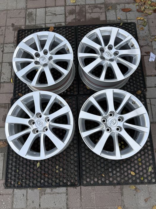 Диски оригінал toyota camry 70 avalon chr rav4 lexus is es 5 114,3 r17