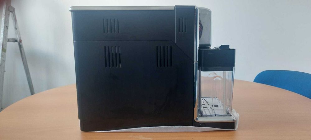 Máquina de Café Multifunções