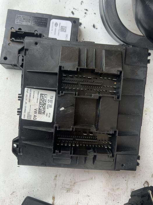 7E0937189 блок BCM Volkswagen Jetta 2011 - 2018