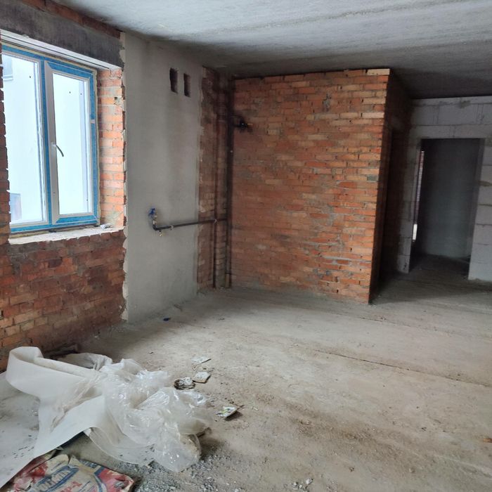 Продам 1 км квартиру район Аграрного університета