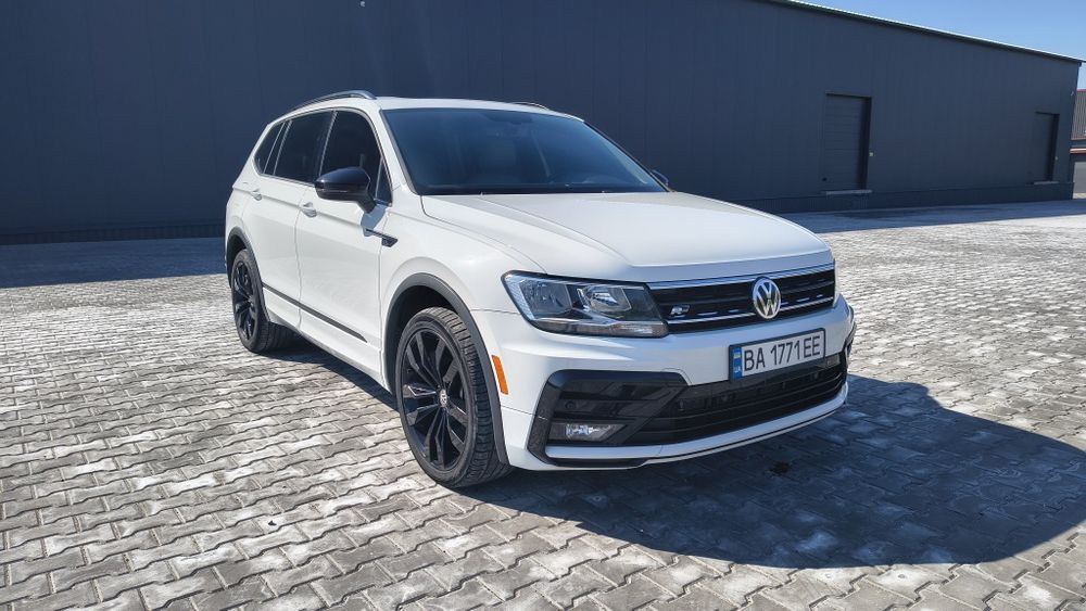 VW Tiguan R-Line