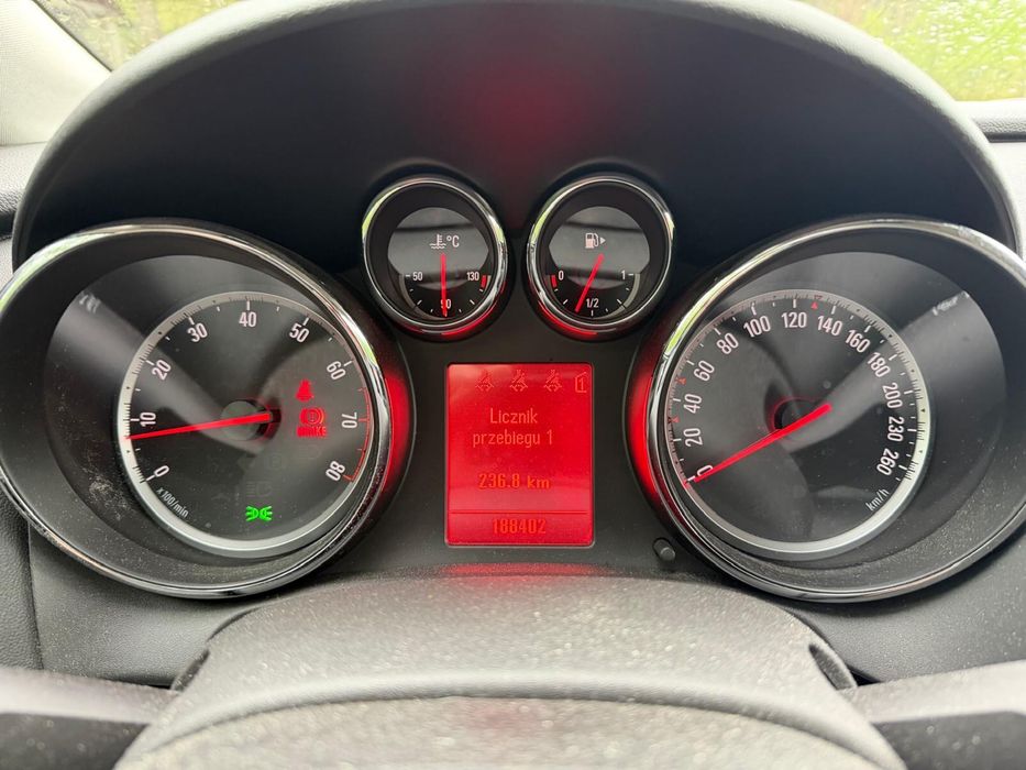 Opel Astra J 1.6 benzyna/lpg