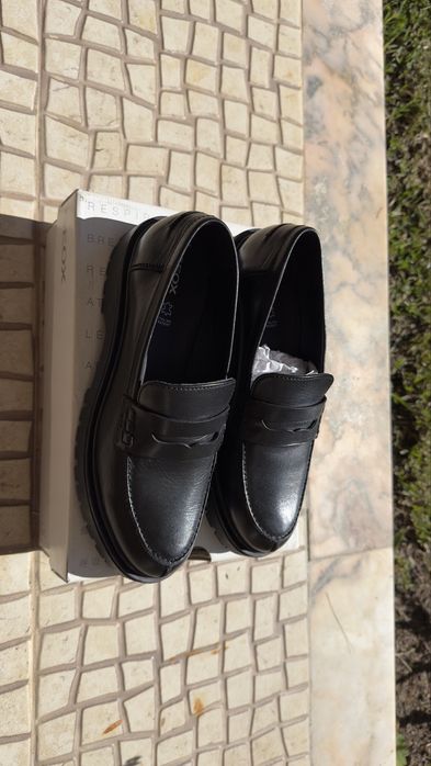 Sapatos formais Geox