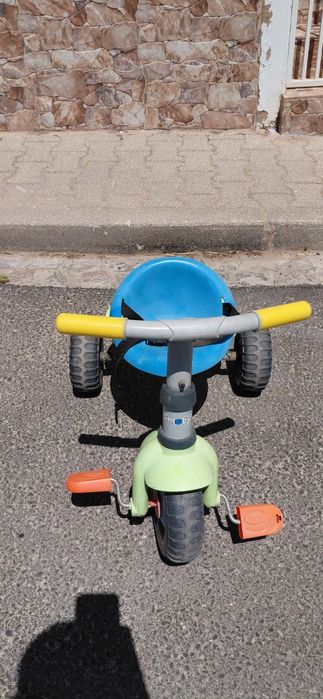 Triciclo de criança